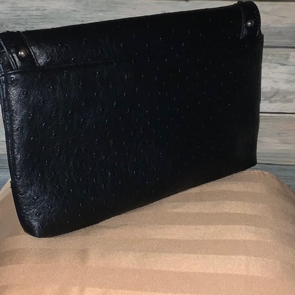 Guess Black Clutch - Picture 3 of 12